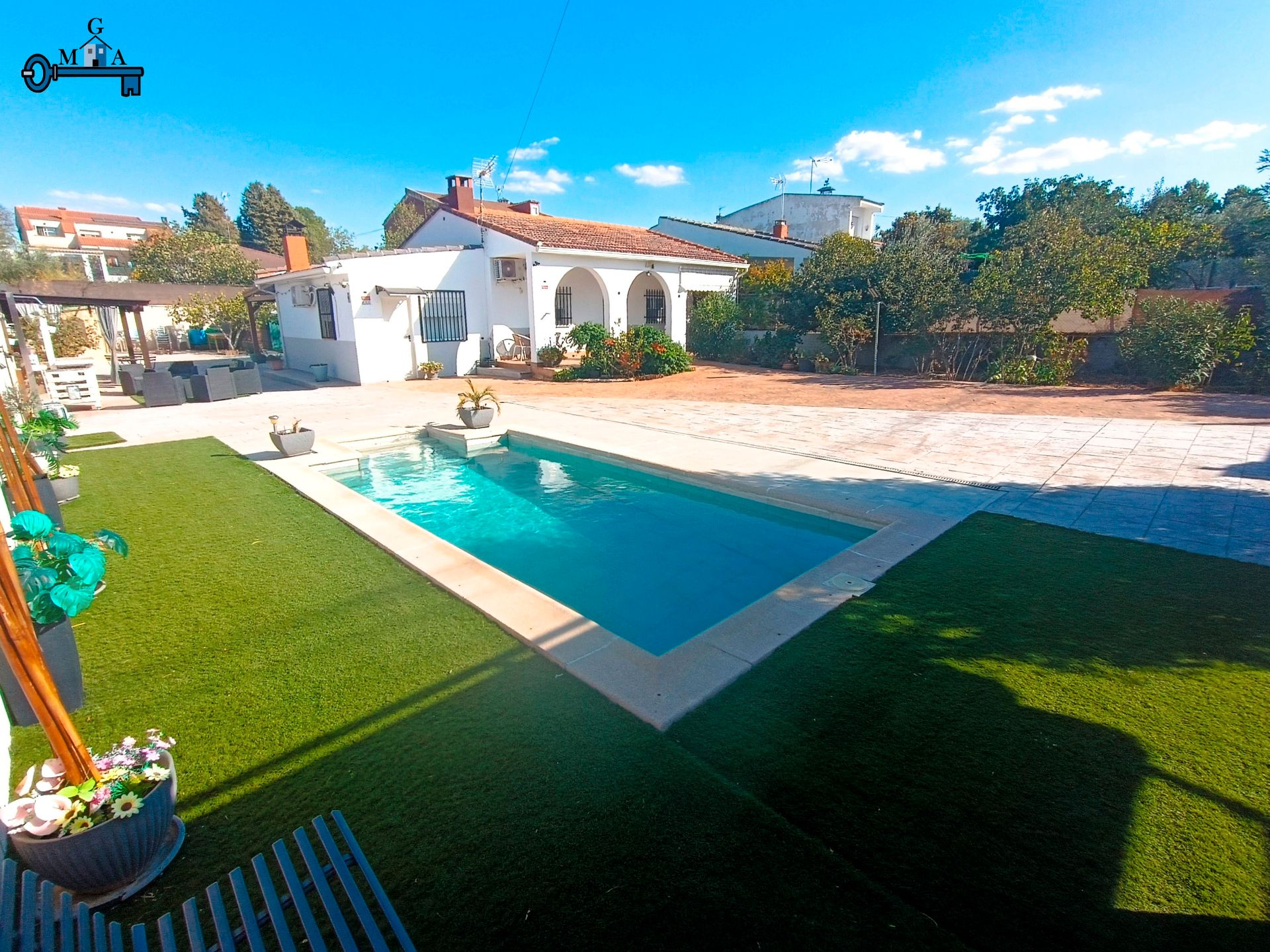 Piscina de Casa o xalet en venda en Palomeque amb Aire condicionat, Calefacció i Jardí privat