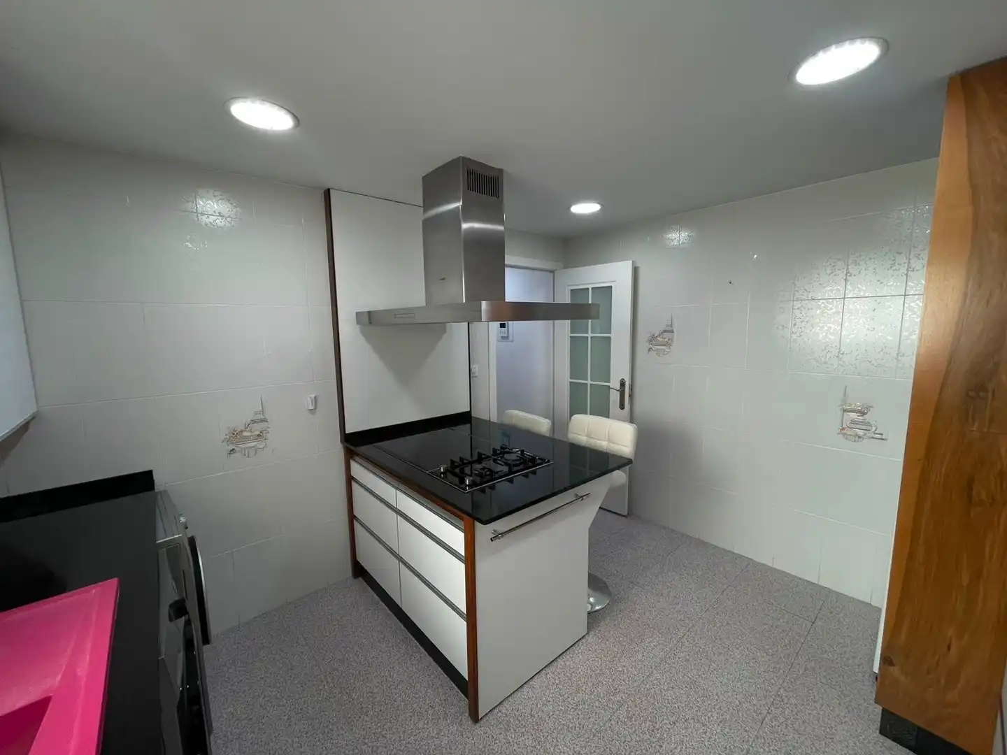 Kitchen of Duplexes for rent in Valencia  with Parquet flooring, Terrace and Furnished
