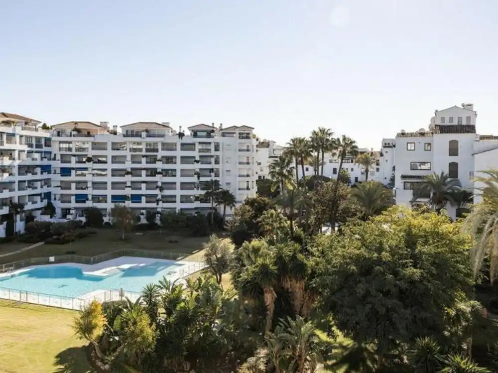 Home with terrace for sale in Nueva Andalucía, imagen 14