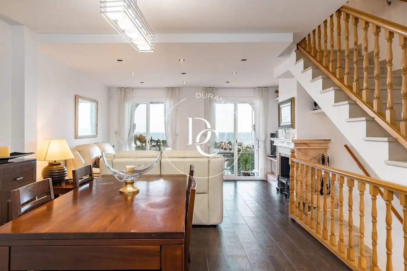 Sala d'estar de Casa o xalet en venda en Sitges amb Calefacció, Jardí privat i Terrassa