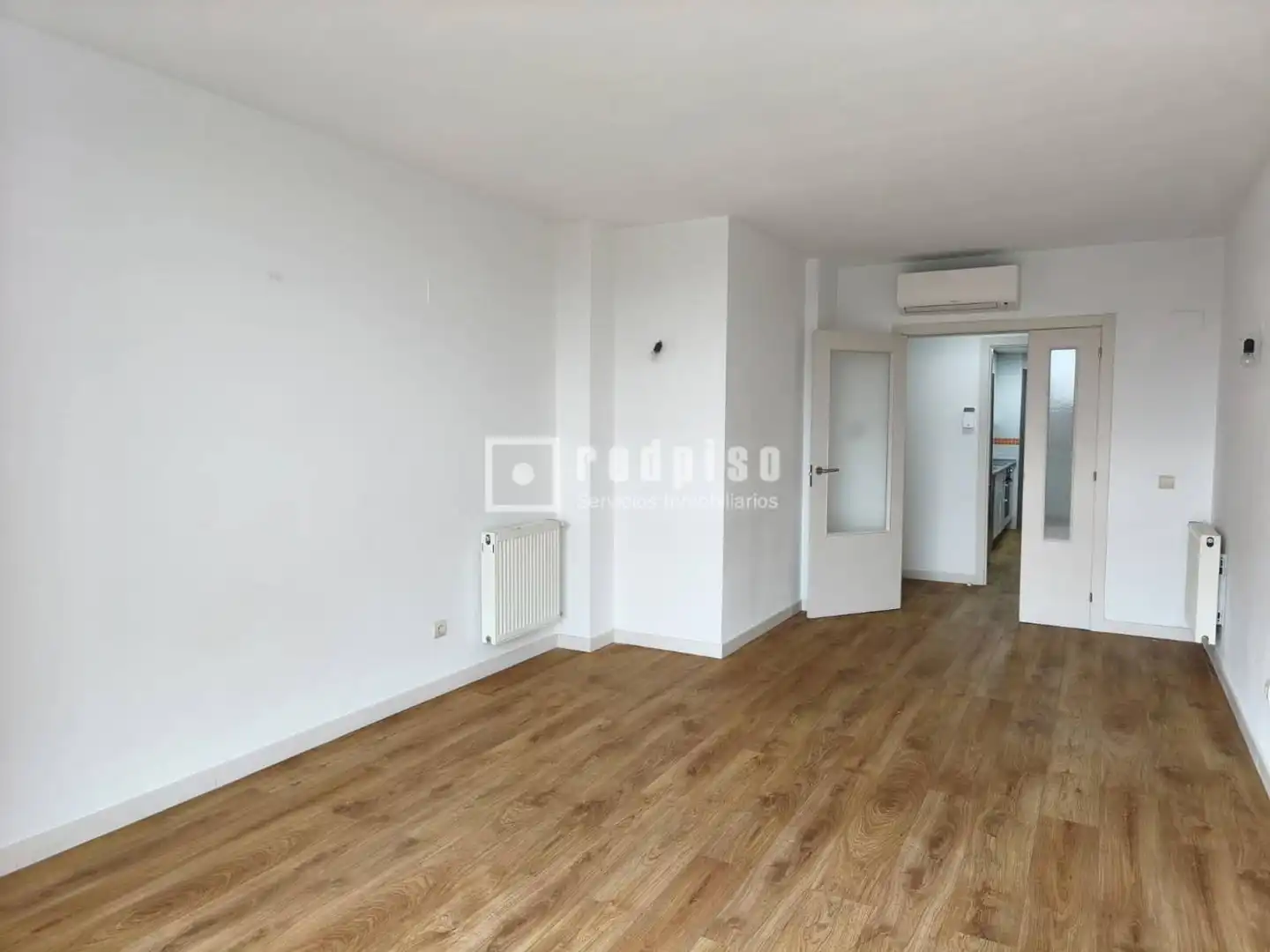 Flat with pool to rent in de Isabel Clara Eugenia, imagen 2