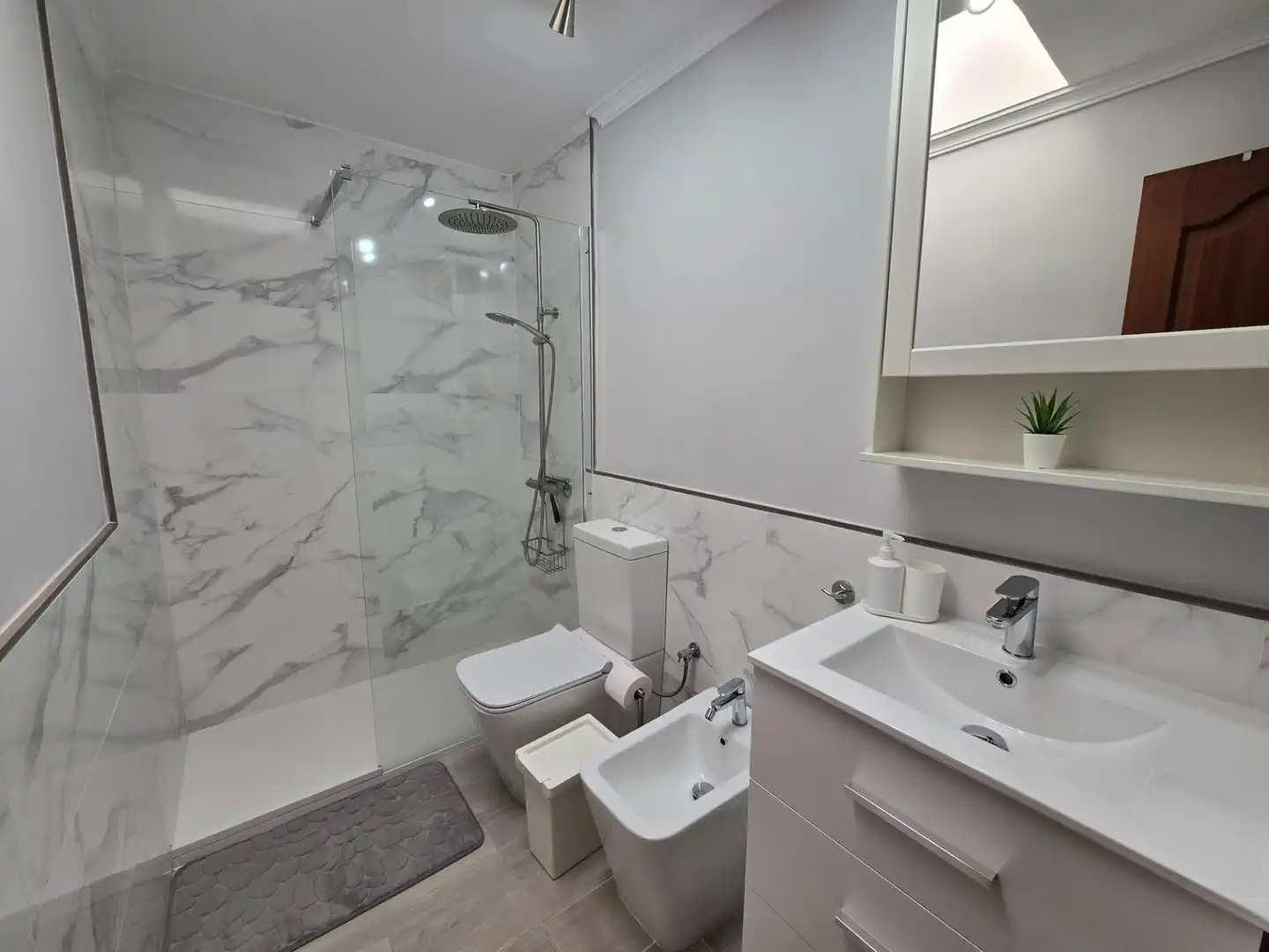Baño de Dúplex de alquiler en Mogán con Aire acondicionado, Terraza y Amueblado