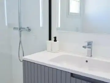 Bathroom of Attic for sale in Sanlúcar de Barrameda  with Air Conditioner, Heating and Private garden