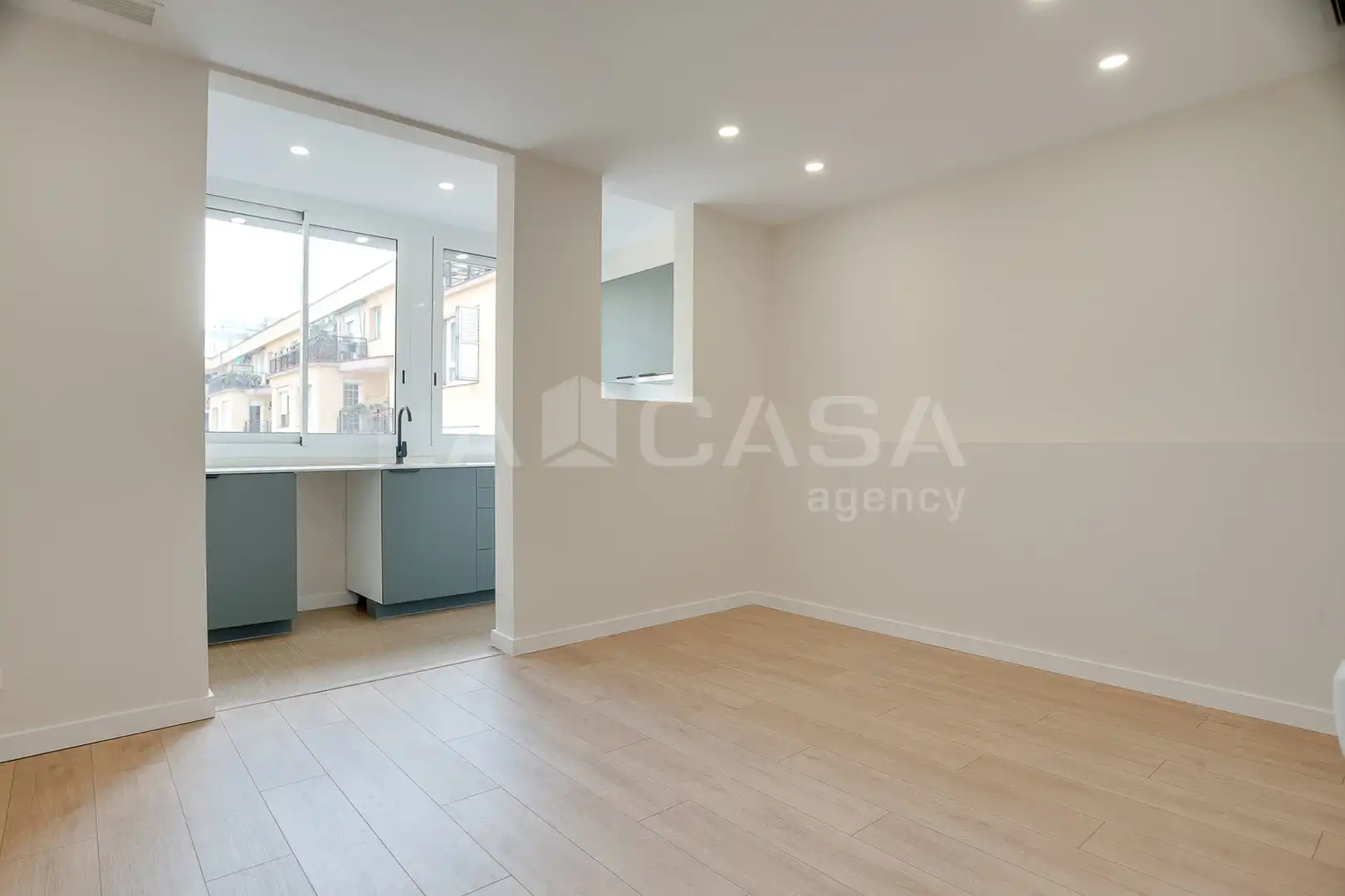 Bedroom of Flat for sale in Barcelona  with Balcony