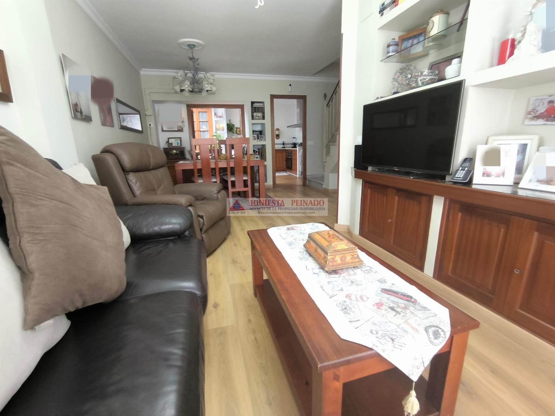 Living room of House or chalet for sale in El Puerto de Santa María  with Air Conditioner and Storage room
