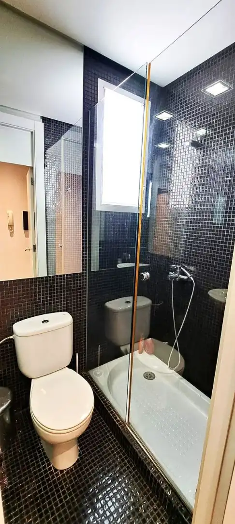Bany de Pis de lloguer en Las Palmas de Gran Canaria amb Moblat