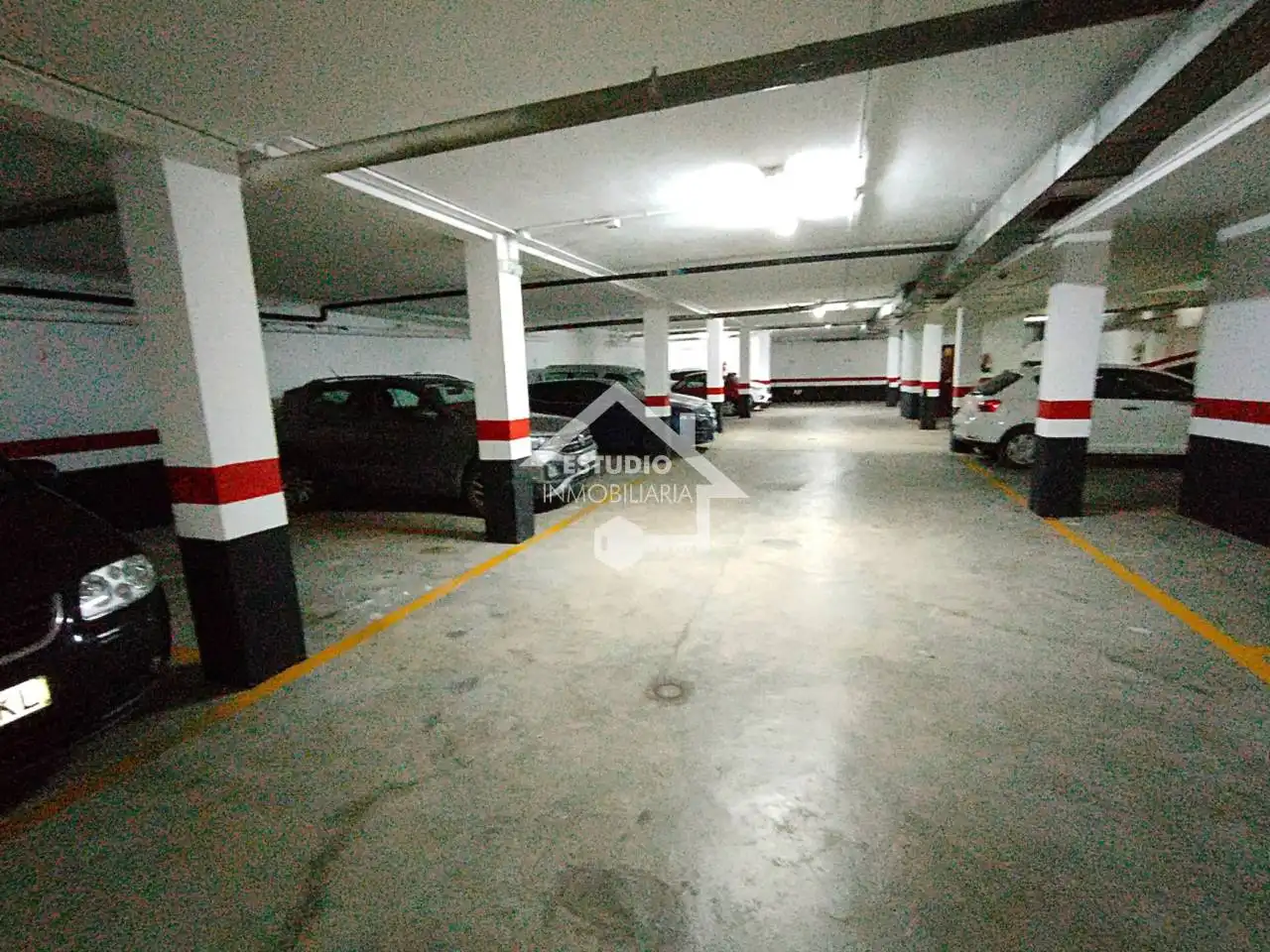 Parking de Dúplex en venta en Viana con Calefacción y Balcón