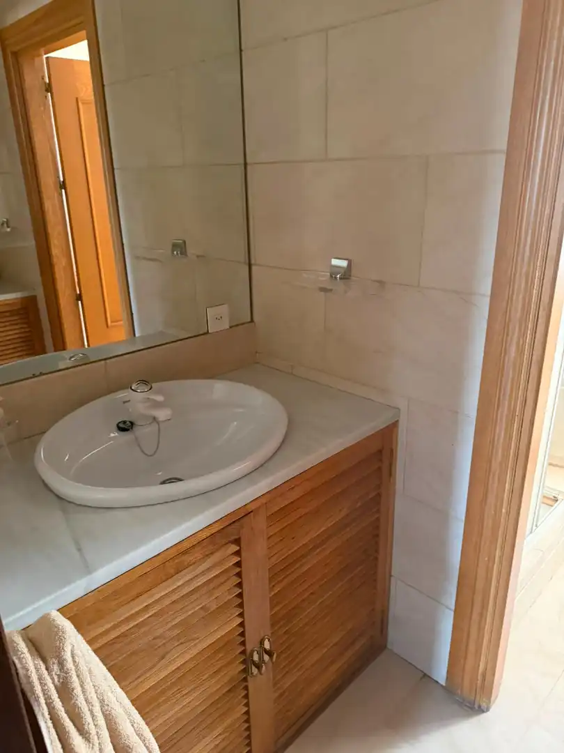 Bany de Àtic de lloguer en Granada amb Terrassa, Forn i Rentadora