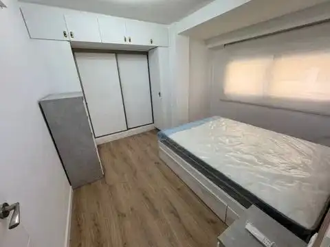 Bedroom of Flat for rent in  Valencia Capital  with Air Conditioner and Balcony