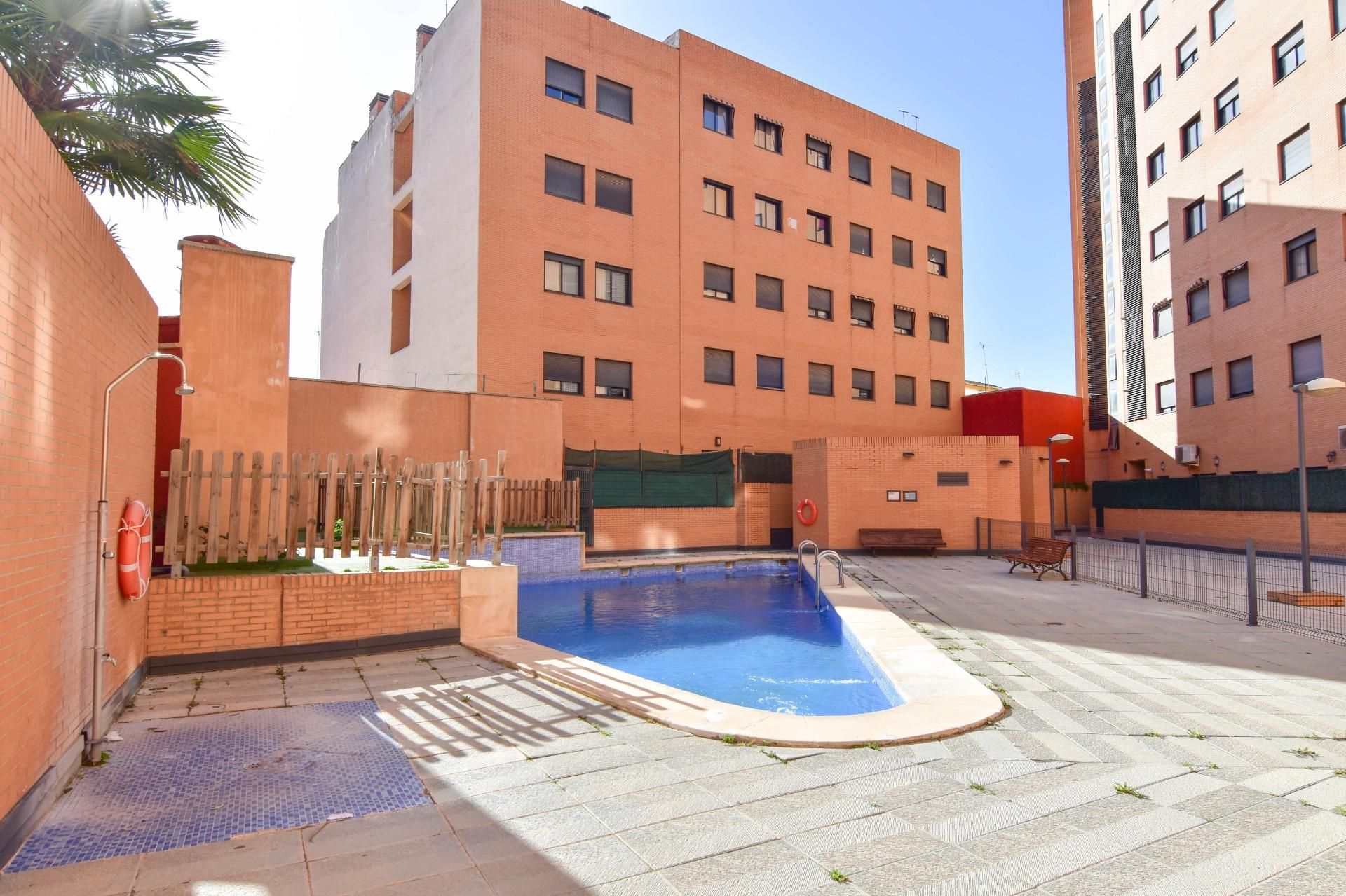 Swimming pool of Flat for sale in Picassent  with Air Conditioner and Storage room