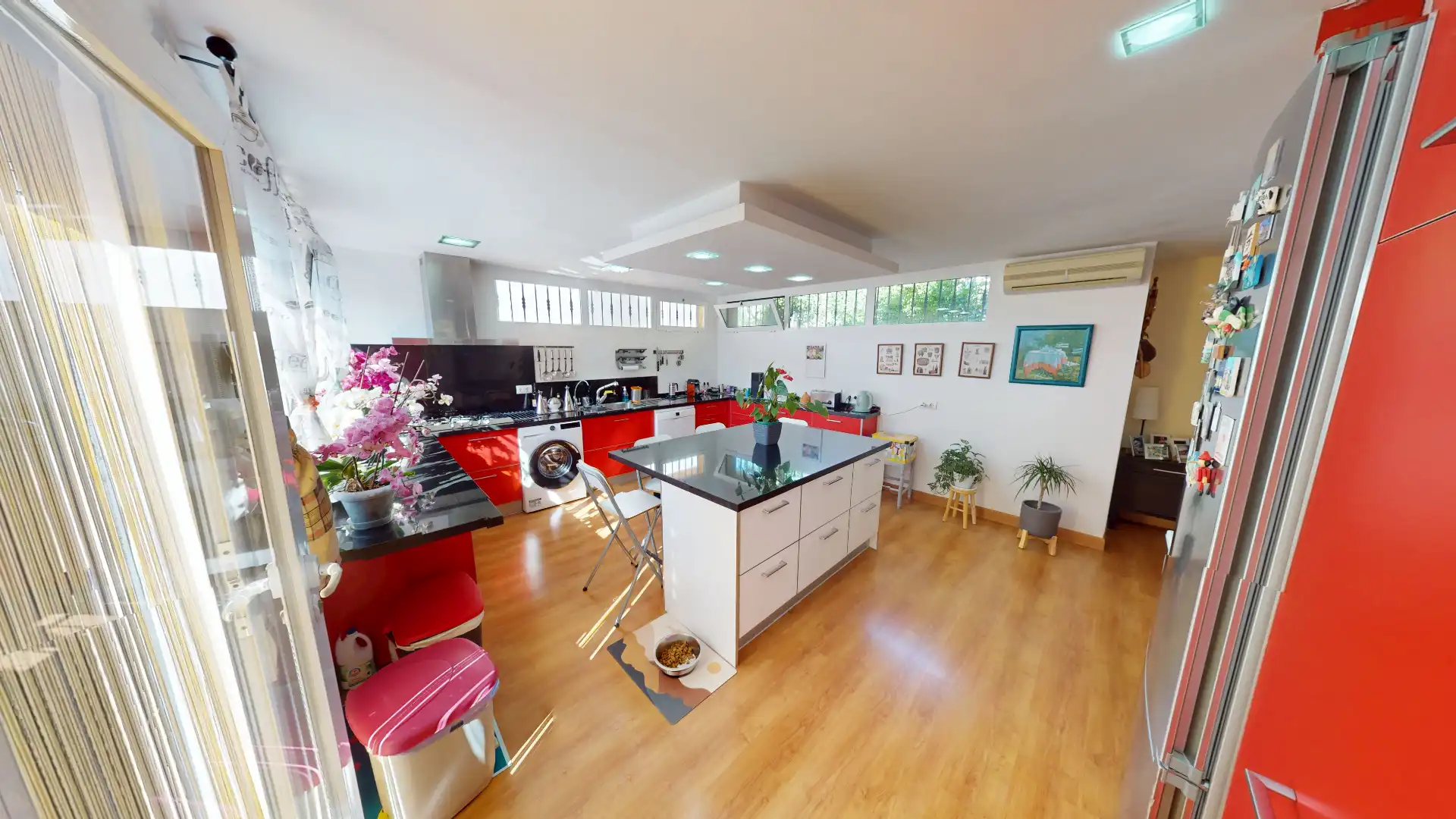 Cocina de Casa o chalet en venta en El Campello con Aire acondicionado, Calefacción y Jardín privado