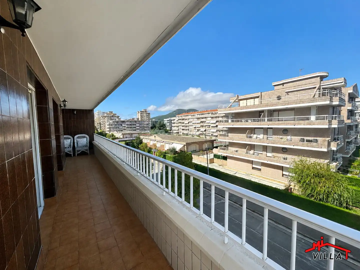 Vista exterior de Piso en venta en Laredo con Calefacción y Terraza