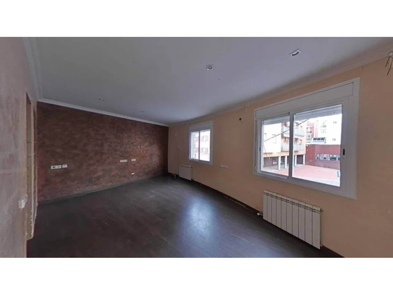 Flat for sale in Vidal i Guasch, Les Roquetes, Nou Barris