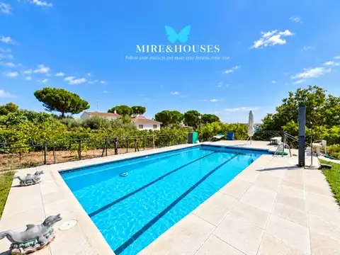 Detached house with pool for sale in Calle Principal