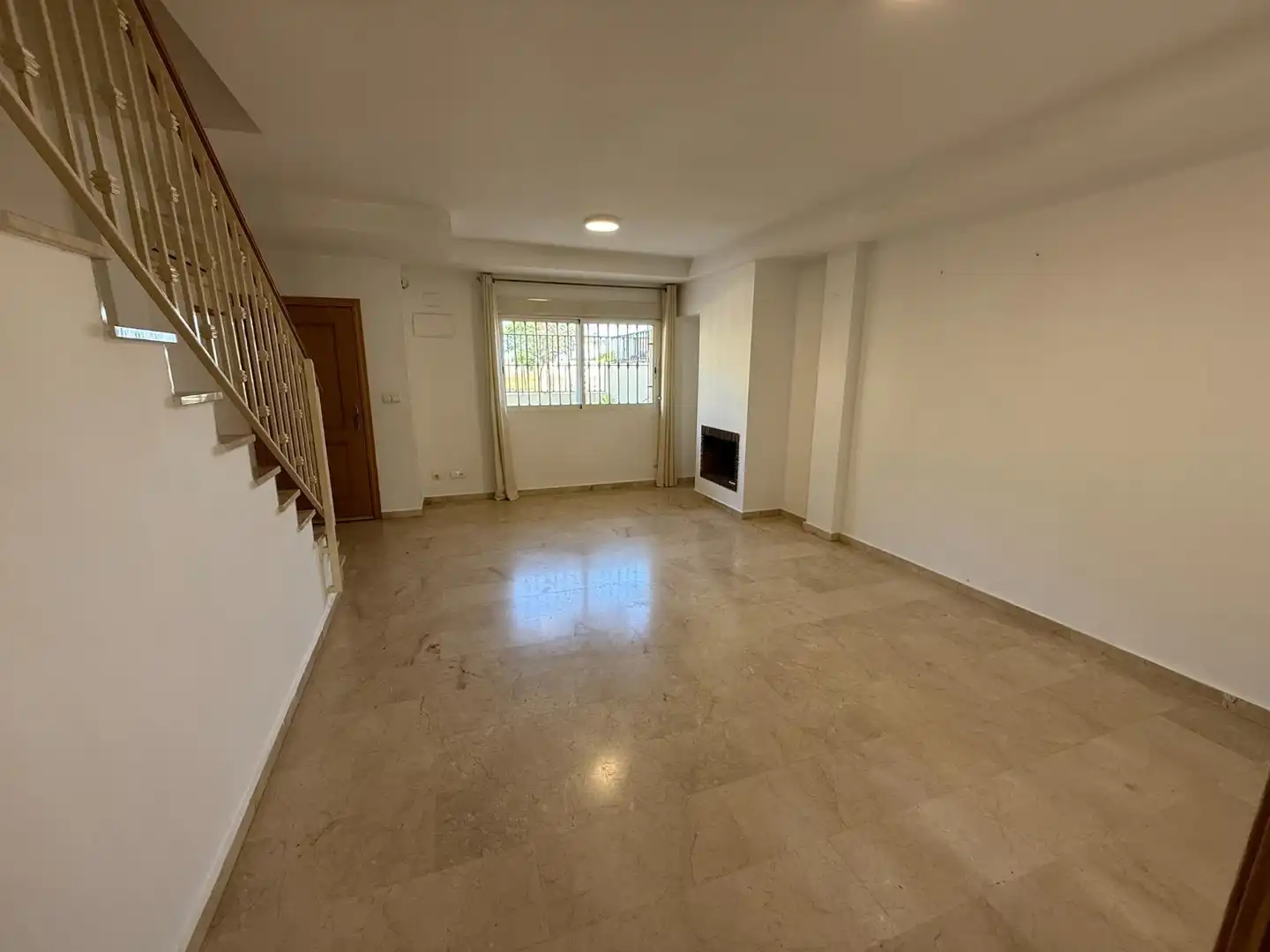 Living room of Detached homes for rent in Foios  with Heating, Terrace and Oven
