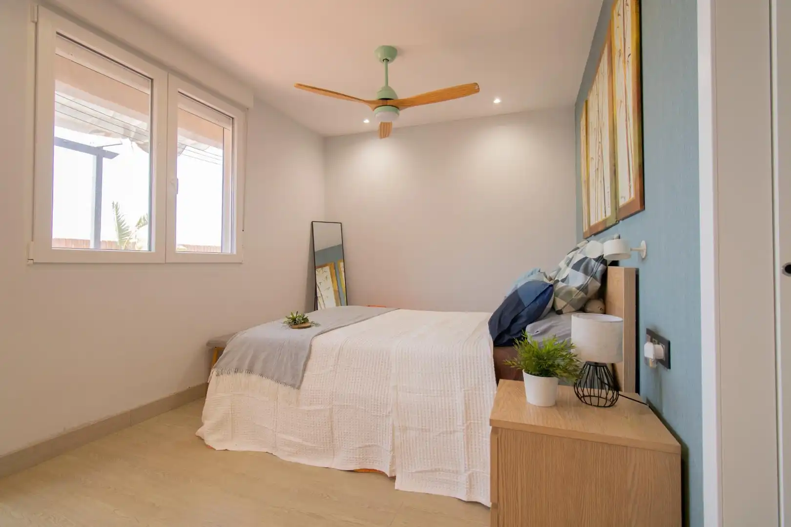 Habitación de Ático en venta en Museros con Aire acondicionado, Terraza y Amueblado