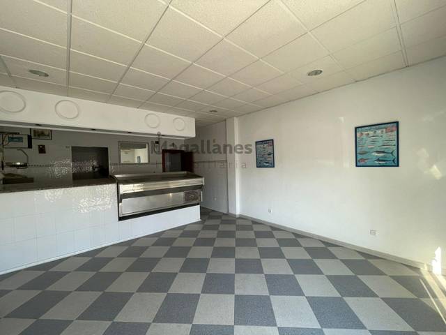 Local comercial en Venta en Monteolivete - Camino Sevilla