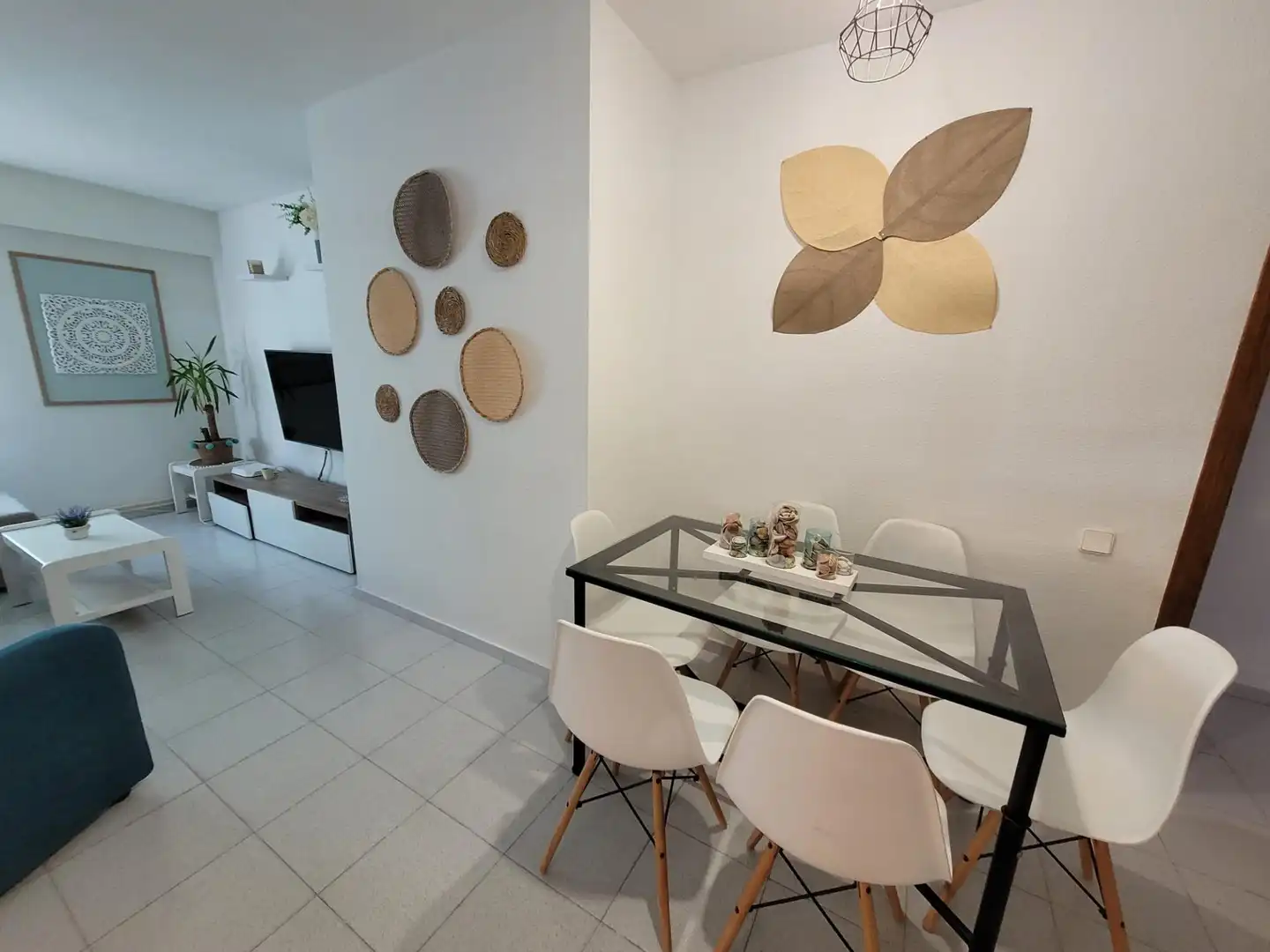 Menjador de Apartament en venda en Alicante / Alacant amb Calefacció, Jardí privat i Terrassa