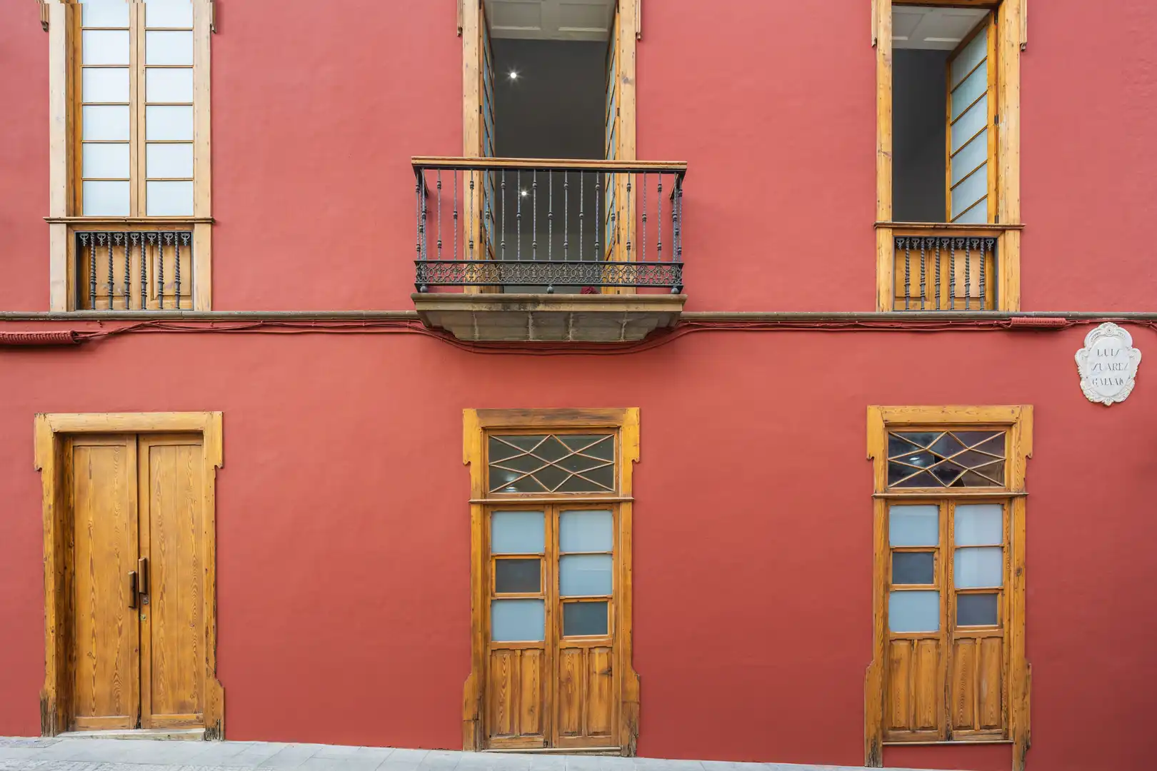 Vista exterior de Casa adosada en venda en Santa María de Guía de Gran Canaria amb Terrassa, Moblat i Balcó