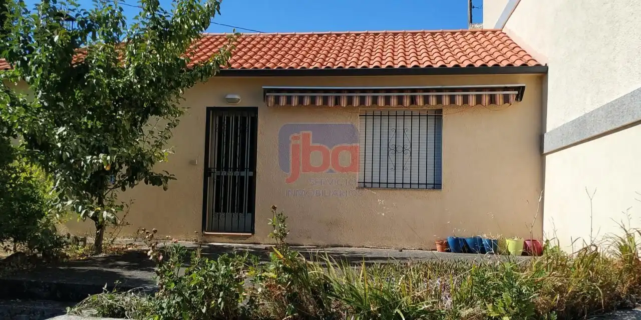 Xalet amb jardí en venda a Toén, imagen 4
