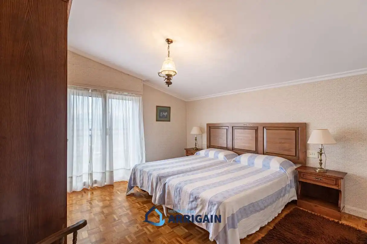Habitación de Dúplex en venta en Donostia - San Sebastián  con Calefacción, Jardín privado y Terraza