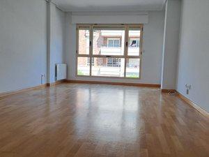 Photo 2 of Flat to rent in Golf - El Carralero, Madrid