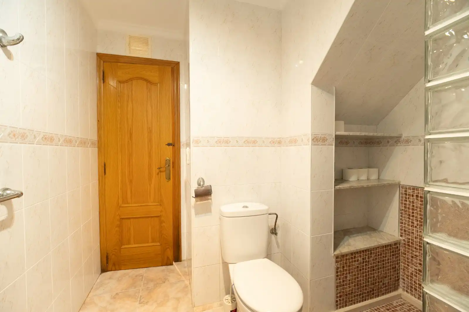 Bany de Finca rústica en venda en Carlet amb Jardí privat
