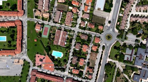 Solar urbano de 490 metros cuadrados con piscina residencial.  en Topacio, imatge 5