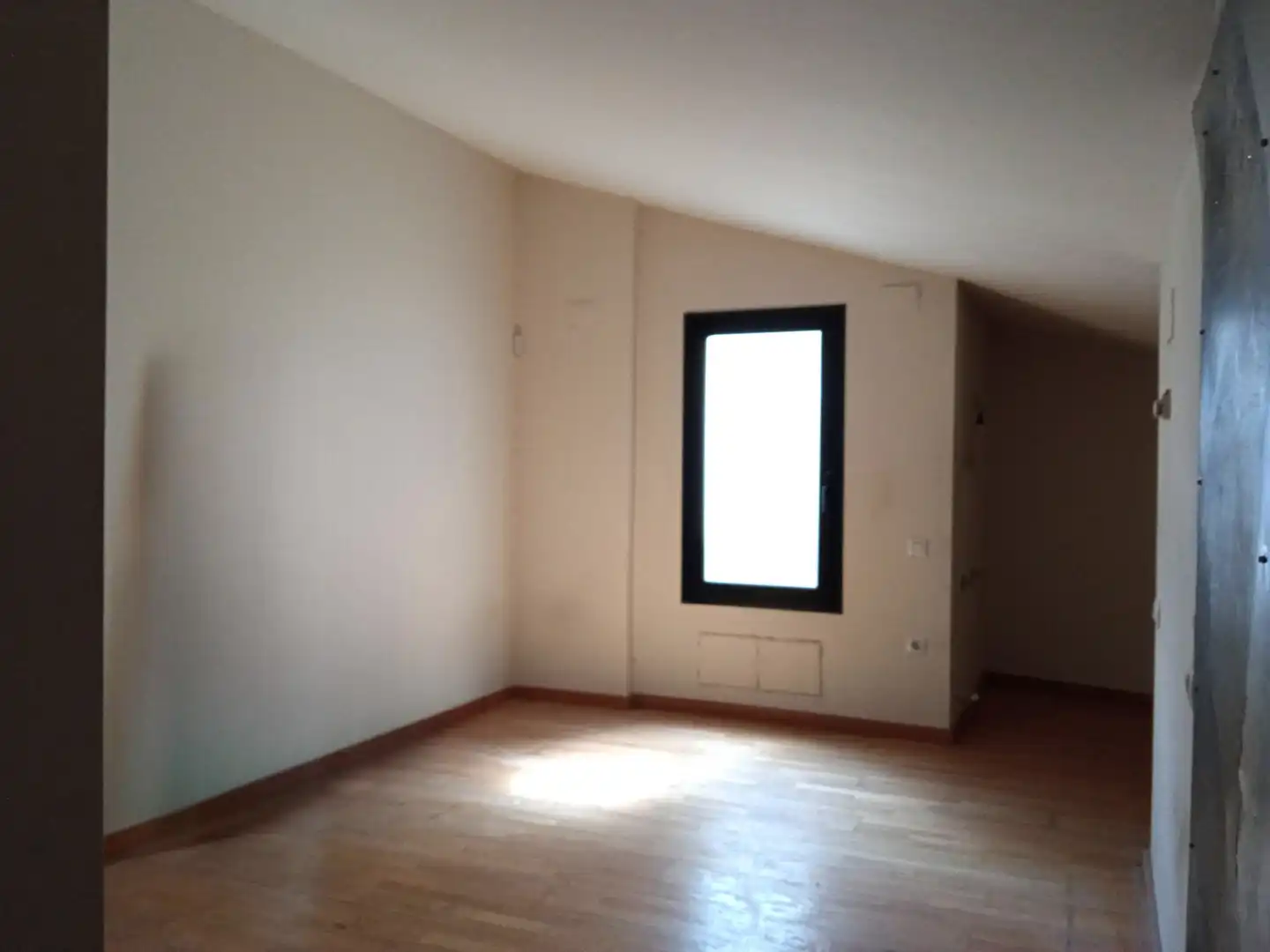 Habitación de Edificio en venta en Igualada