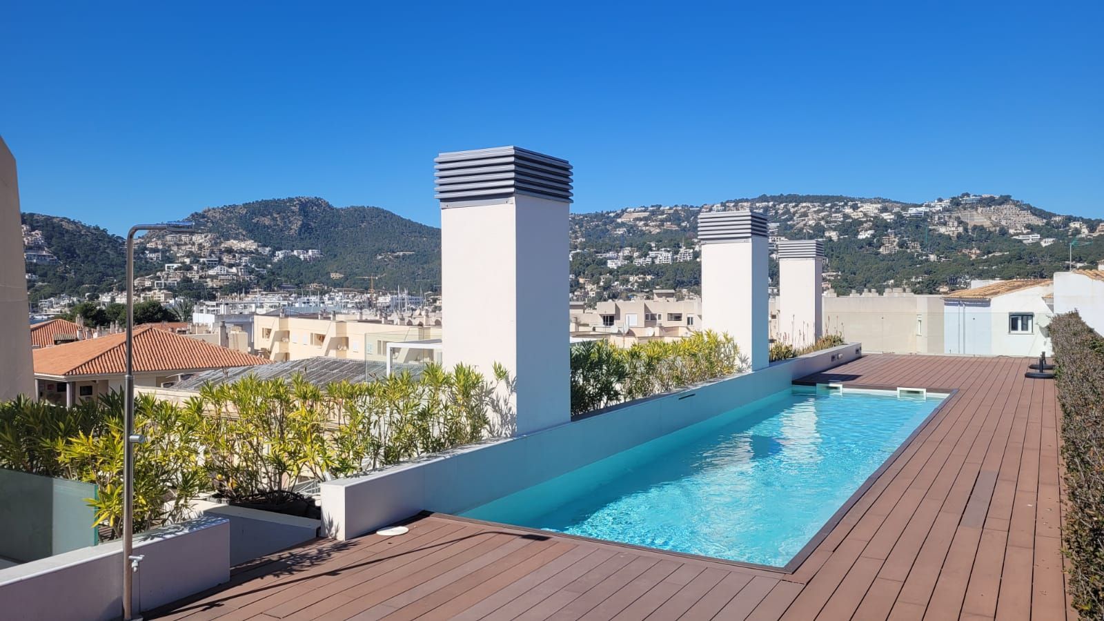 Piscina de Planta baja en venta en Andratx con Aire acondicionado y Piscina comunitaria