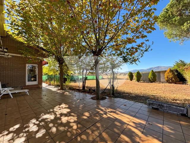 Casa-chalet en Venta en El Guijo - Colonia España