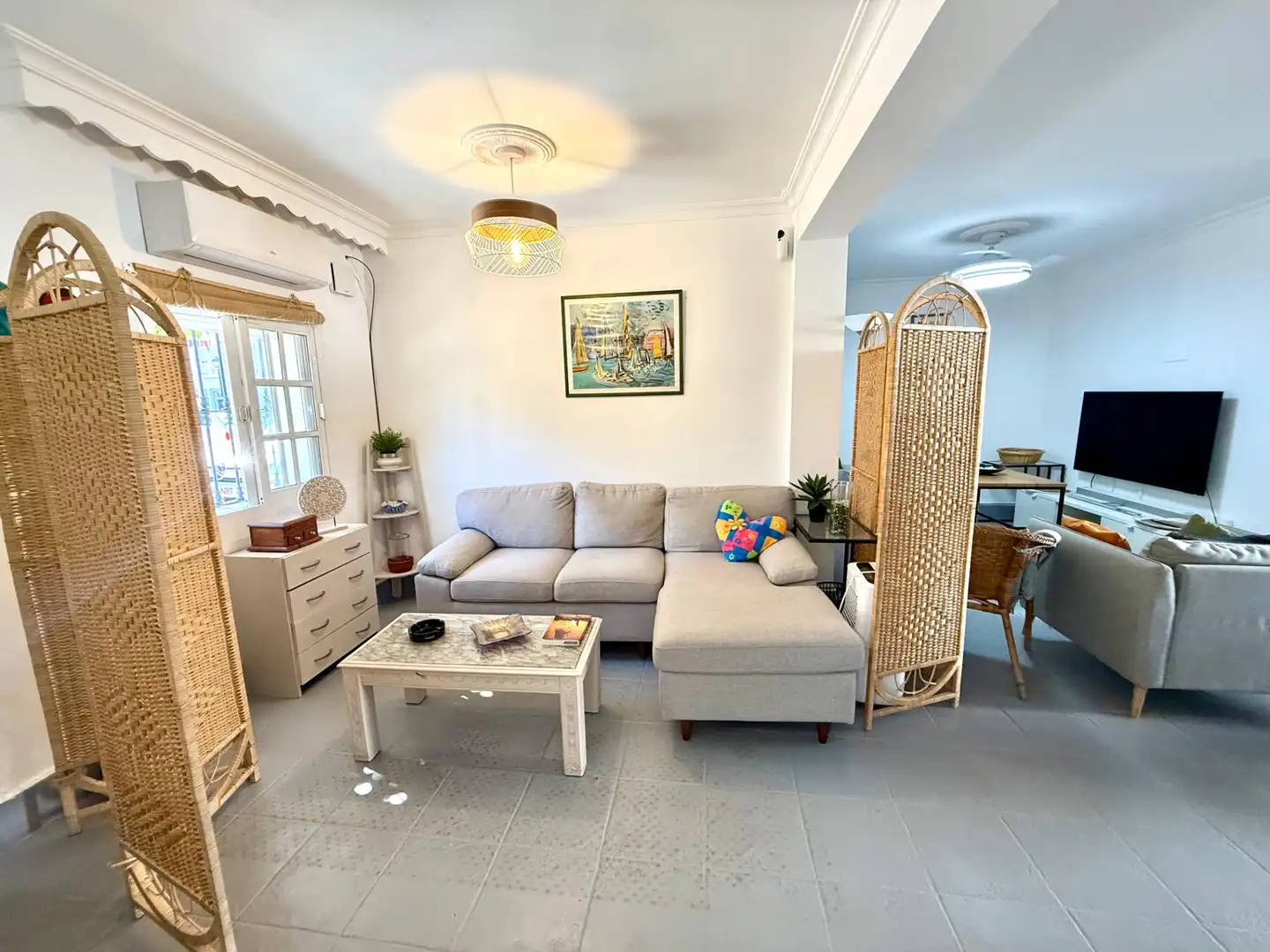 Sala de estar de Casa o chalet en venta en Fuengirola con Aire acondicionado, Calefacción y Terraza