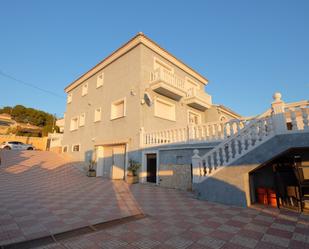 Vista exterior de Casa o xalet en venda en Calpe / Calp amb Terrassa, Piscina i Balcó