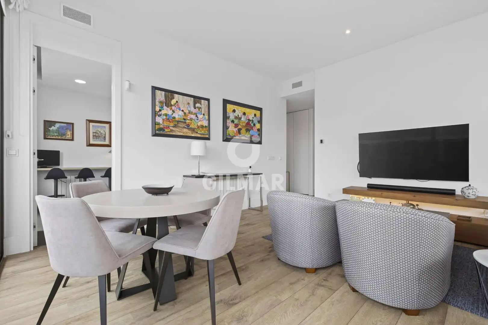 Habitación de Piso en venta en Sevilla con Calefacción, Trastero y Piscina