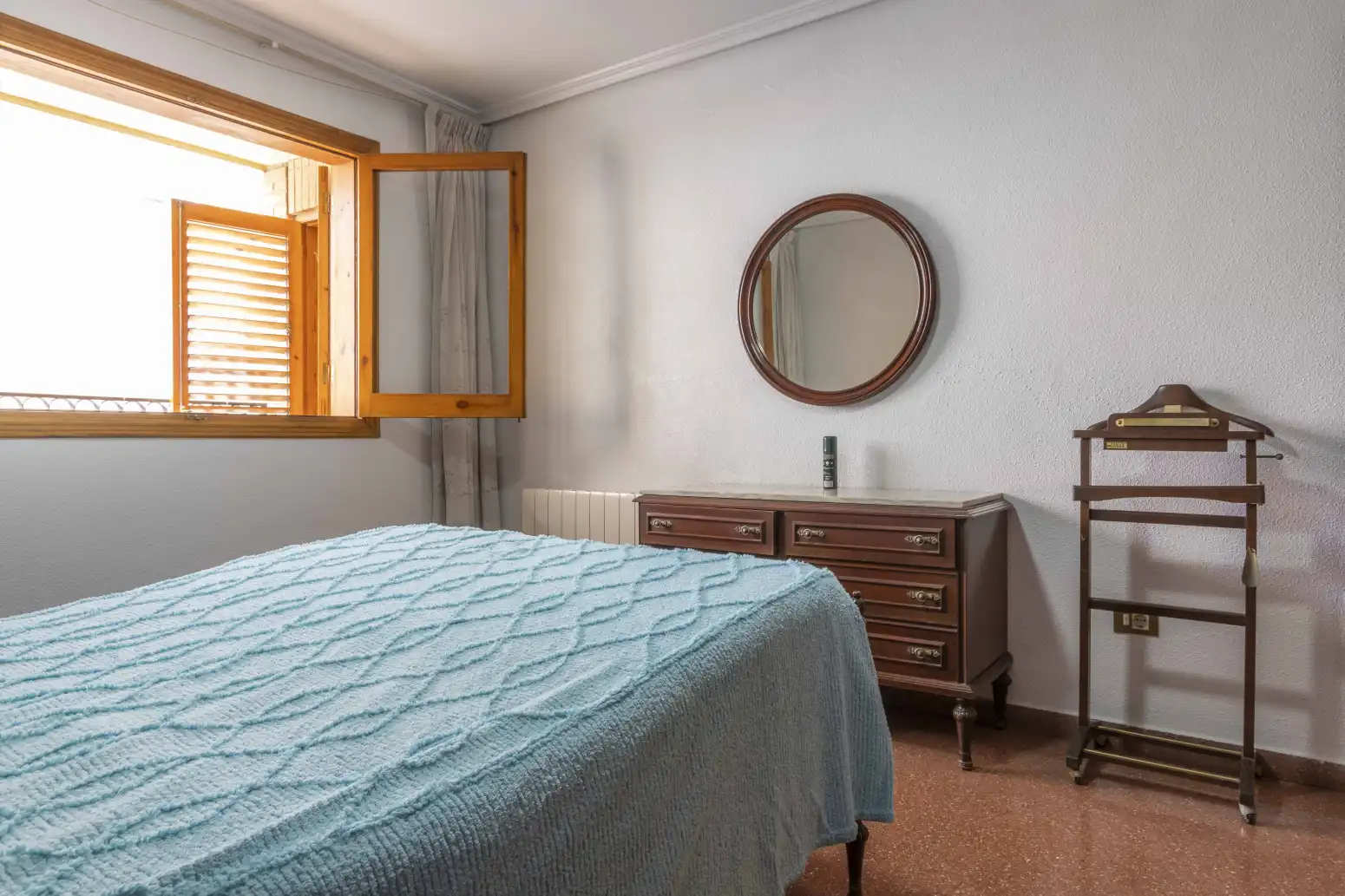 Dormitori de Casa adosada en venda en Sagunto / Sagunt amb Terrassa i Balcó
