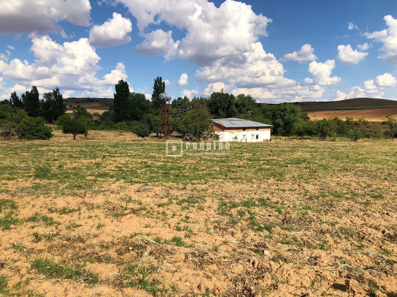 Terreny industrial en venda a Cobeña