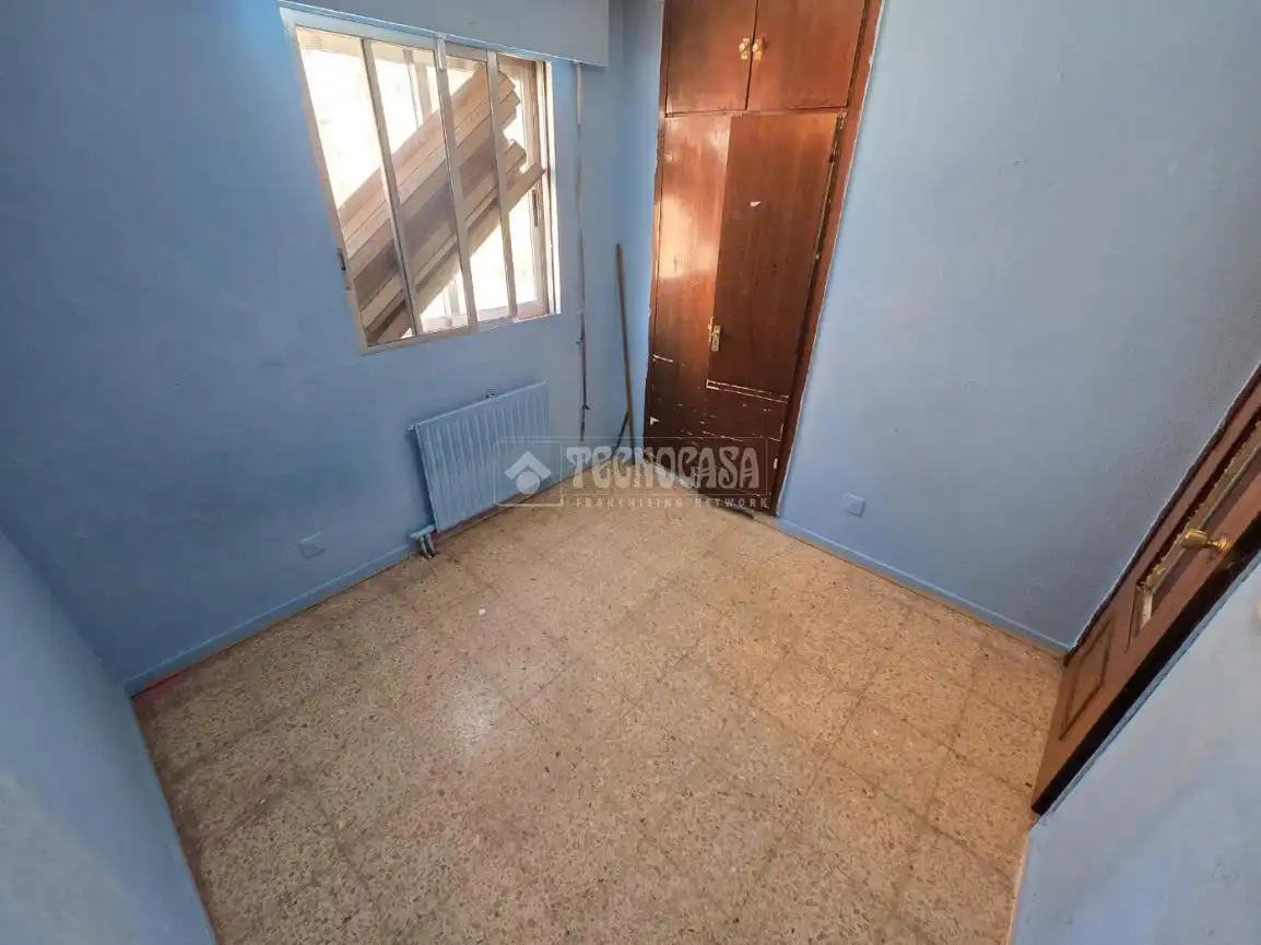 Piso en venta en Madrid con Calefacción y Terraza