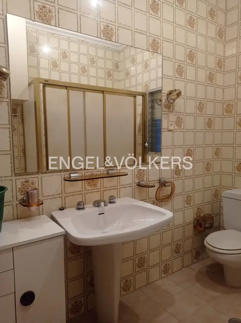 Baño de Casa o chalet en venta en Dos Hermanas con Calefacción, Jardín privado y Terraza