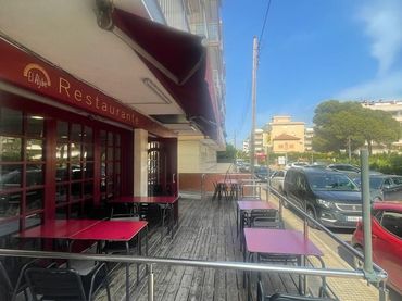 Locale commerciale in cessione a Platja de Ponent