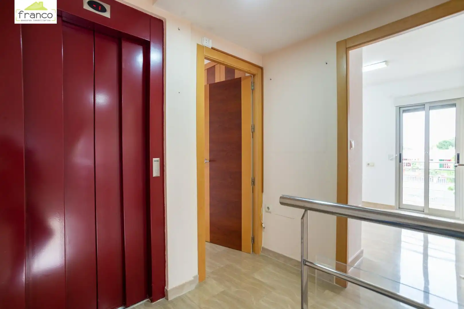 Casa adosada en venta en Murcia con Aire acondicionado, Calefacción y Jardín privado