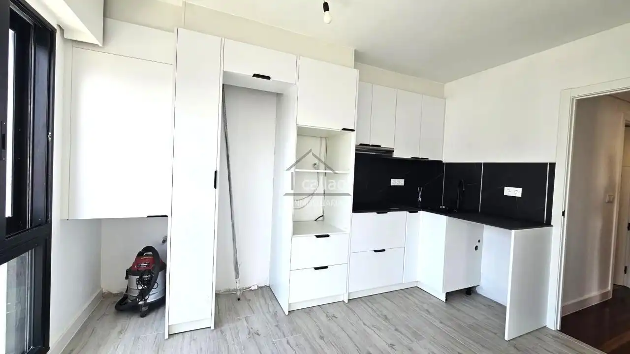 Cocina de Piso en venta en Ferrol con Calefacción y Trastero