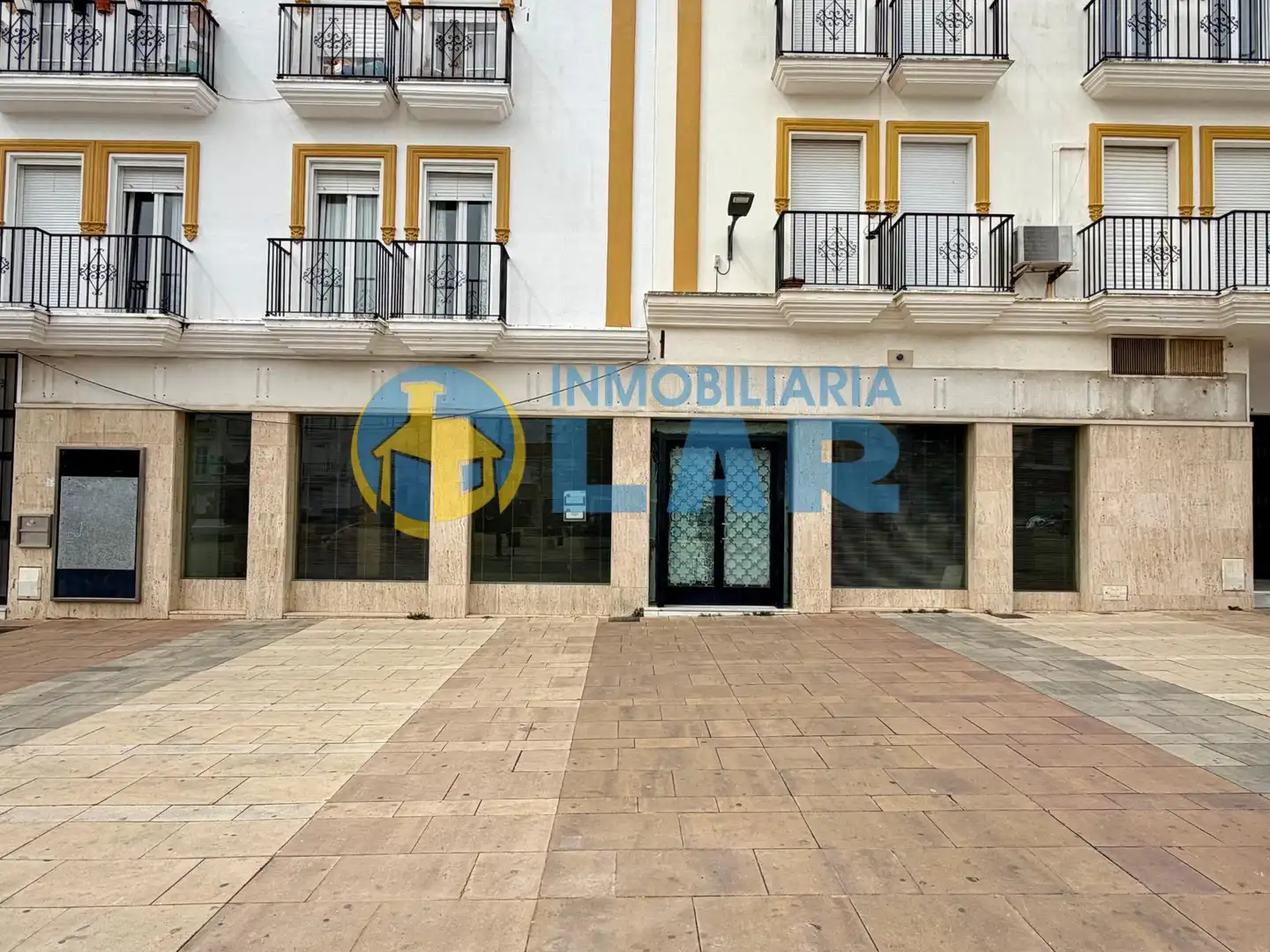 Local de alquiler en Plaza de la Coronación
