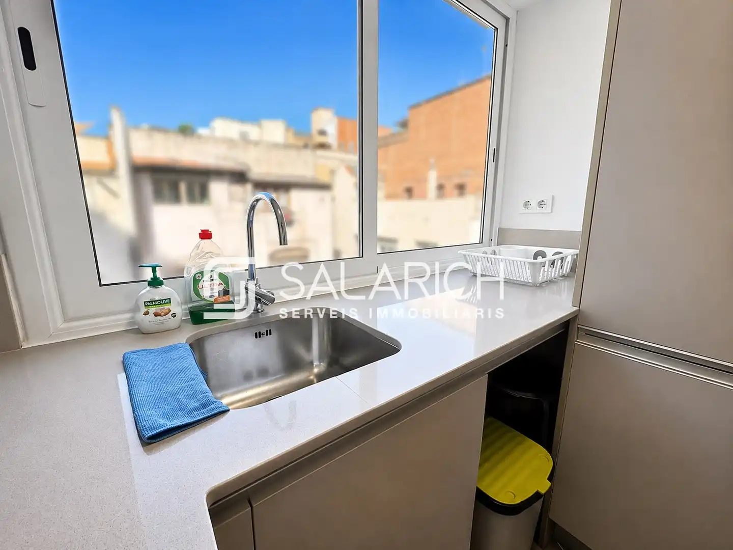 Pis de lloguer a MARTINEZ DE LA ROSA, Vila de Gràcia