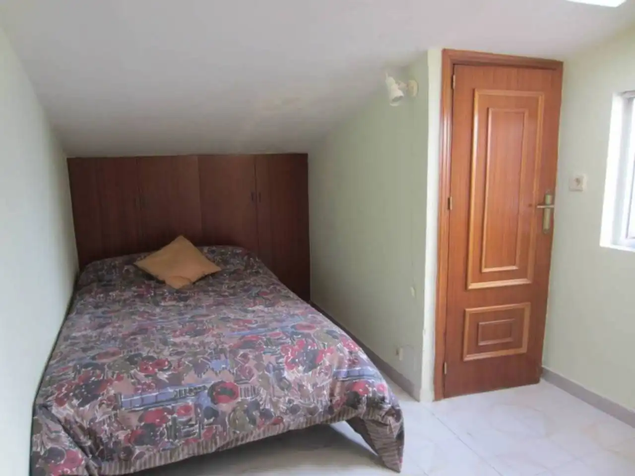 Dormitori de Apartament en venda en Ciudad Rodrigo amb Calefacció i Moblat