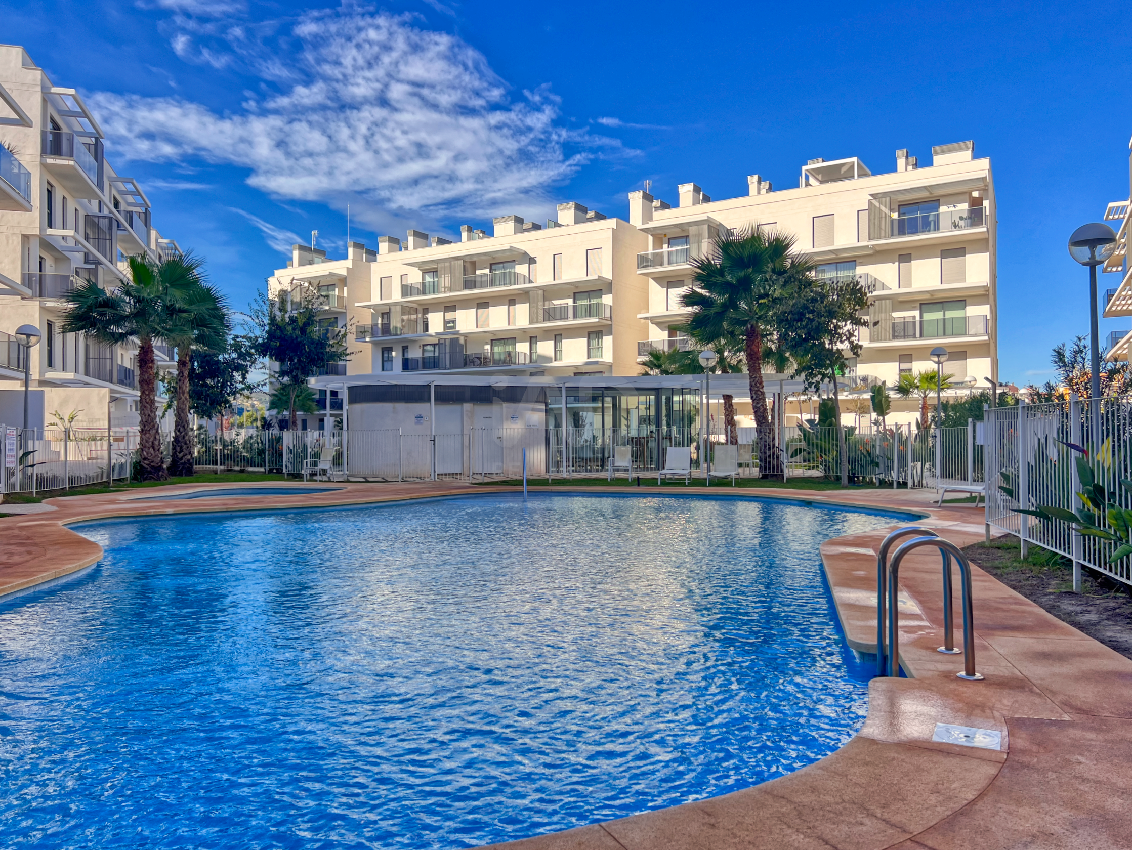 Piscina de Àtic en venda en Dénia amb Aire condicionat, Calefacció i Terrassa