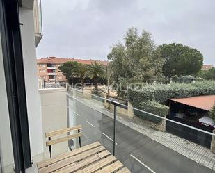 Vista exterior de Pis de lloguer en Villanueva de la Cañada amb Aire condicionat, Terrassa i Balcó