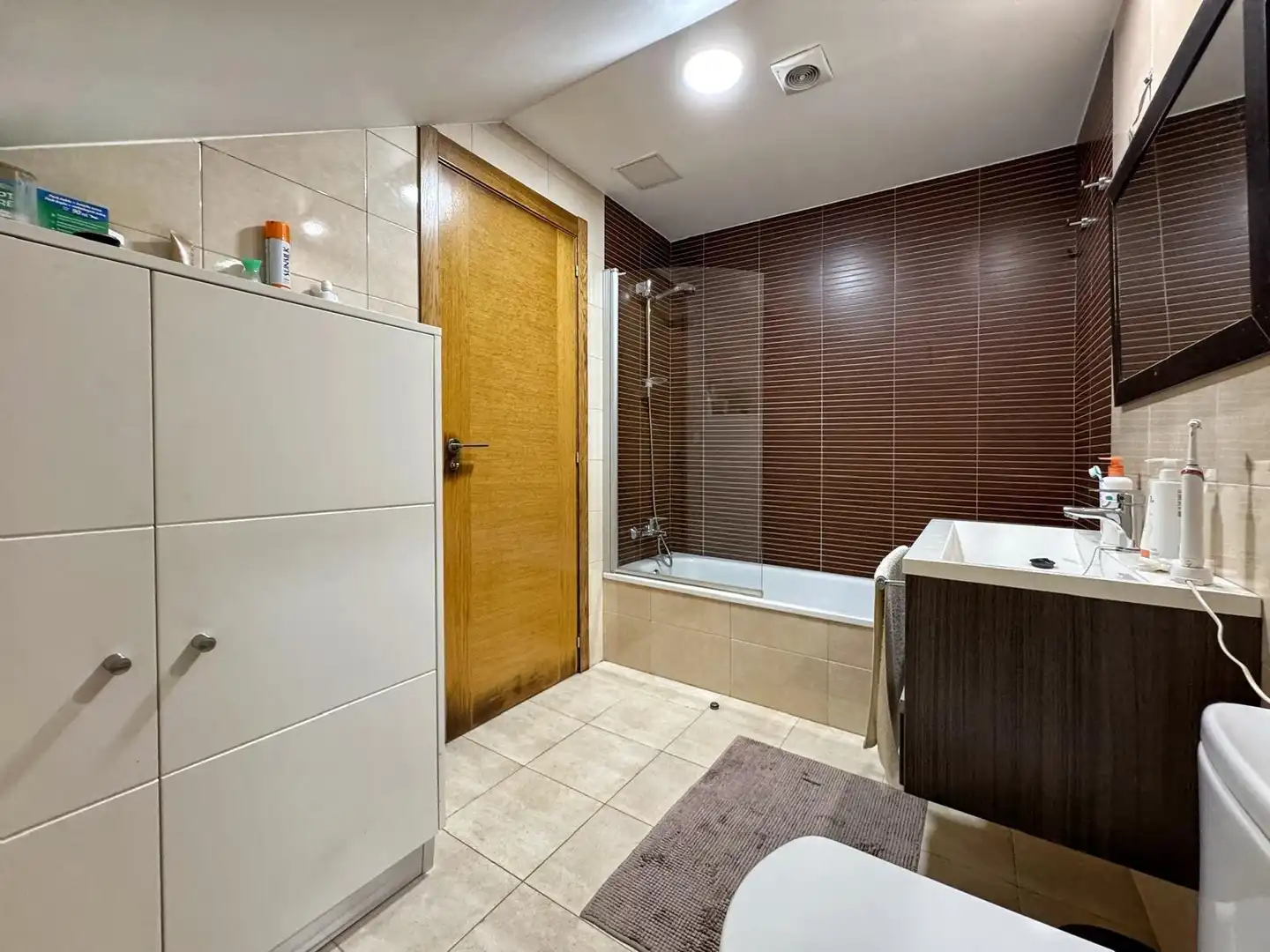 Bathroom of Attic for sale in Poio  with Heating and Balcony