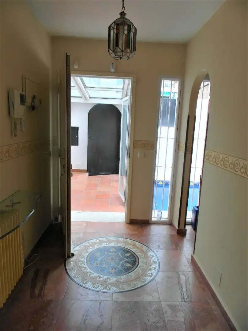 Casa adosada en venta en Madrid con Aire acondicionado, Calefacción y Jardín privado