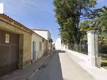 Locale commerciale in vendita a Calle Grieta