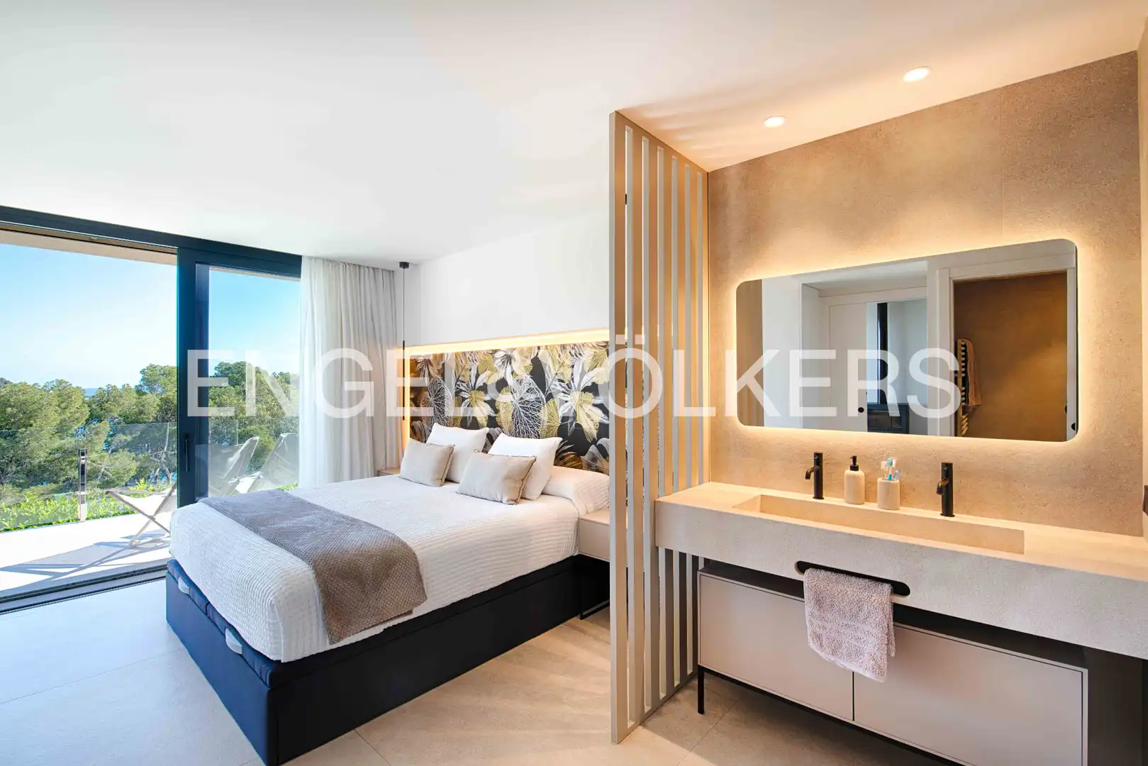 Bedroom of Houses for sale in Colera  with Air Conditioner, Heating and Private garden